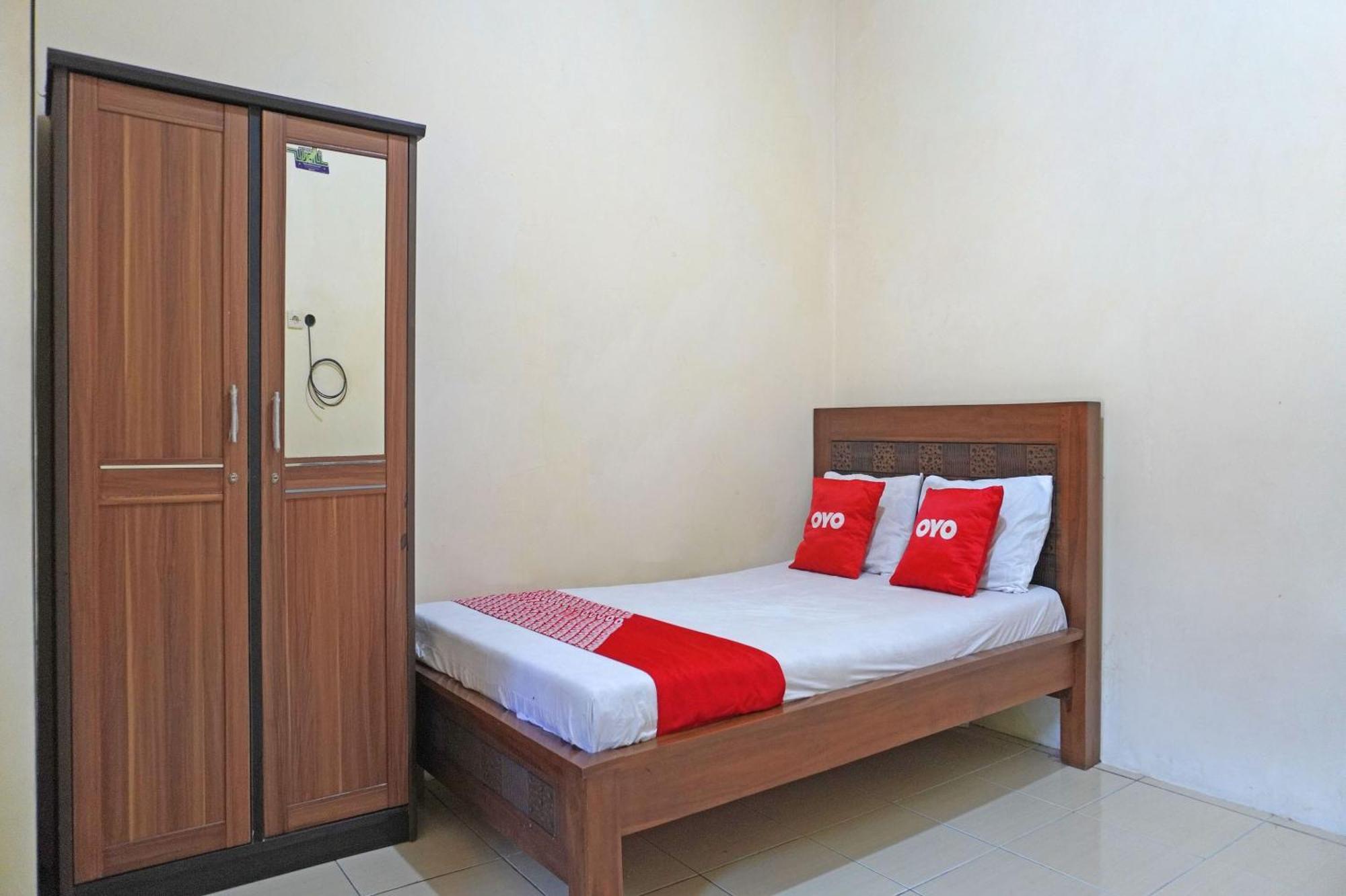 Oyo 91762 Green Home Stay Syariah プルワカルタ エクステリア 写真