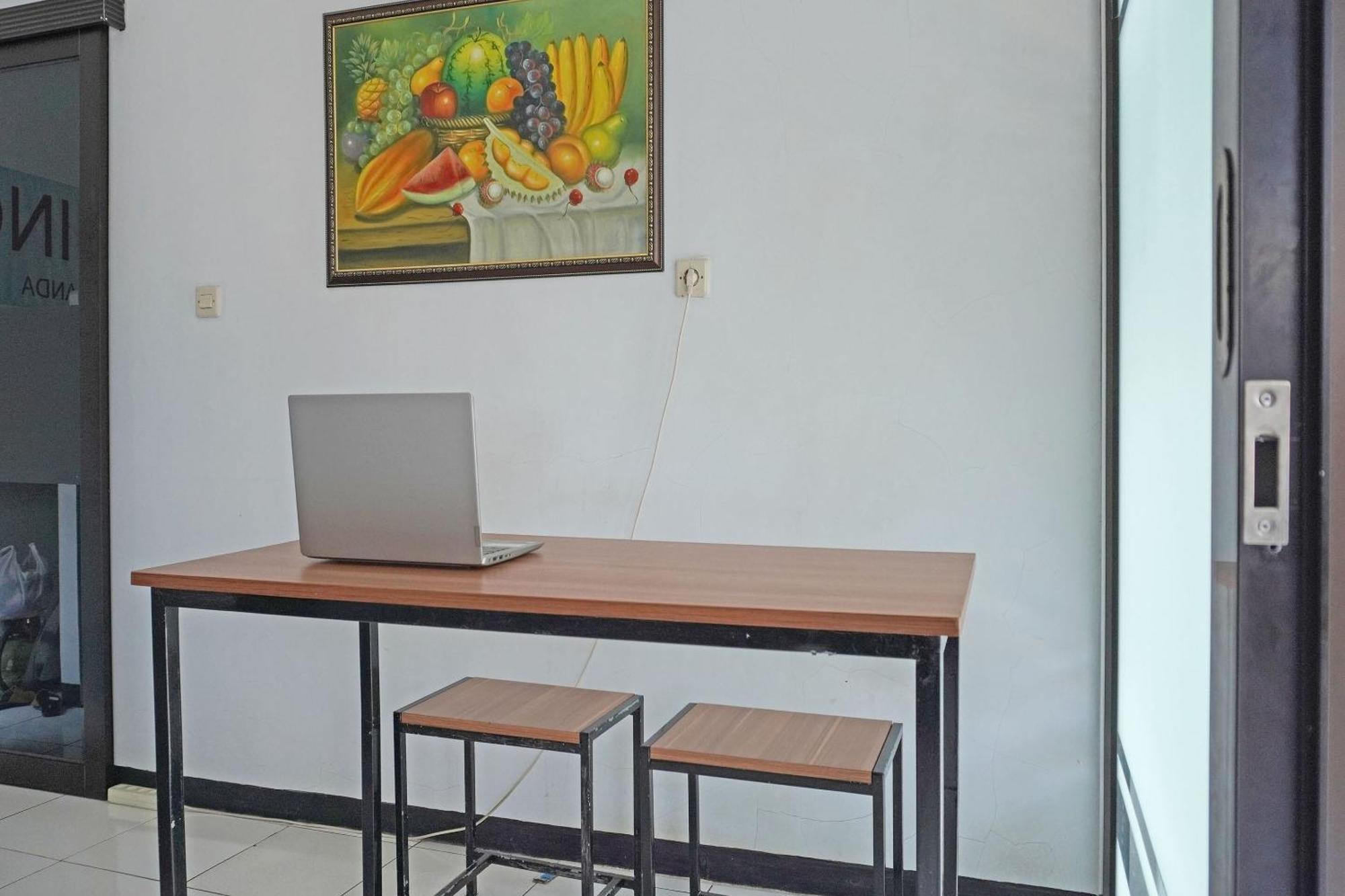 Oyo 91762 Green Home Stay Syariah プルワカルタ エクステリア 写真