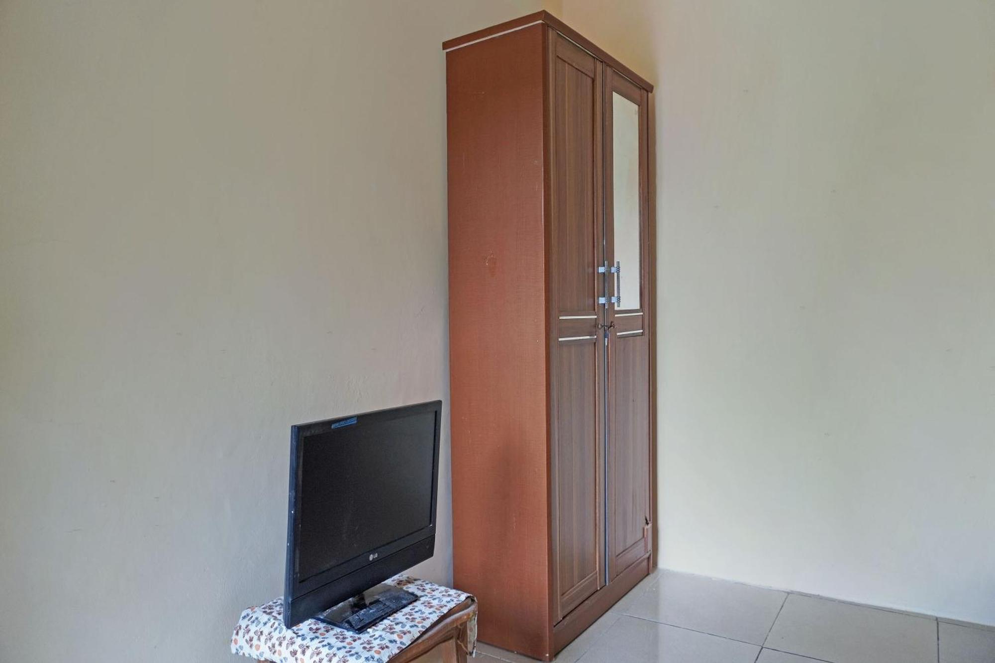 Oyo 91762 Green Home Stay Syariah プルワカルタ エクステリア 写真